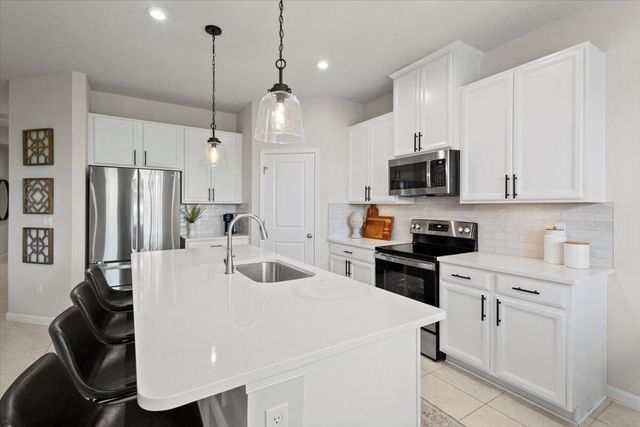 10645 SW Vasari Way, Port St Lucie, FL 34987