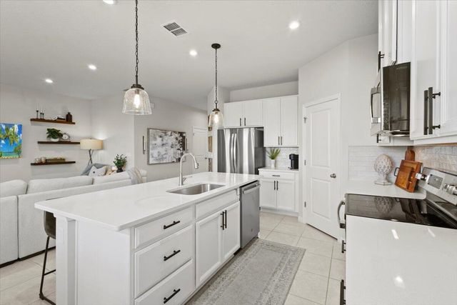 10645 SW Vasari Way, Port St Lucie, FL 34987