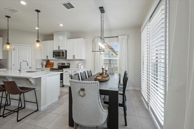 10645 SW Vasari Way, Port St Lucie, FL 34987