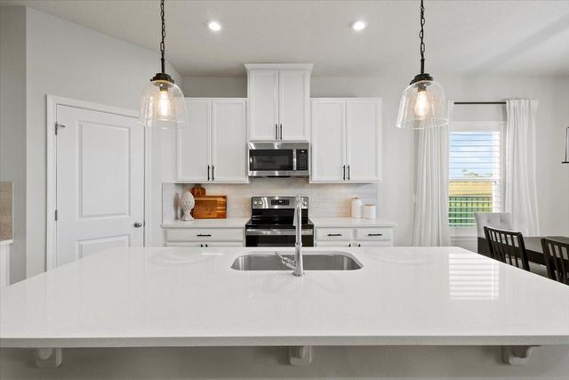 10645 SW Vasari Way, Port St Lucie, FL 34987