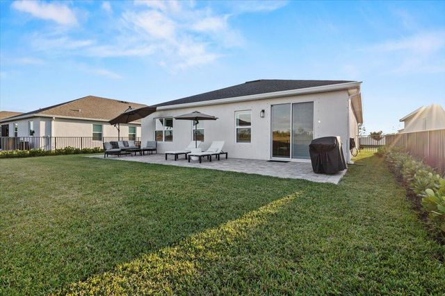 10645 SW Vasari Way, Port St Lucie, FL 34987