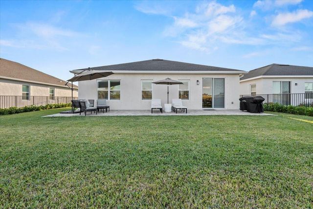 10645 SW Vasari Way, Port St Lucie, FL 34987