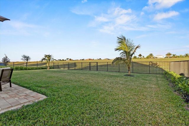 10645 SW Vasari Way, Port St Lucie, FL 34987