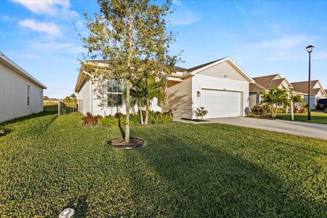 10645 SW Vasari Way, Port St Lucie, FL 34987