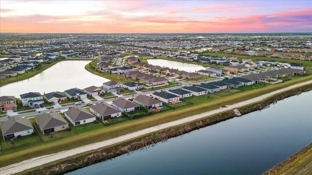 10645 SW Vasari Way, Port St Lucie, FL 34987