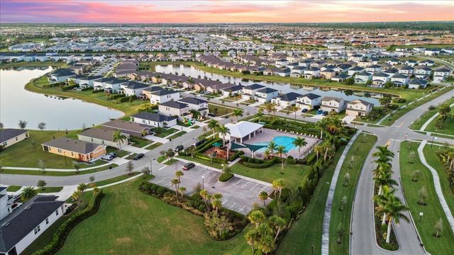 10645 SW Vasari Way, Port St Lucie, FL 34987