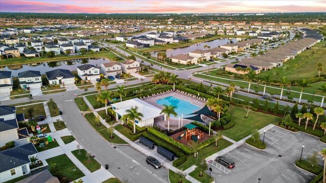 10645 SW Vasari Way, Port St Lucie, FL 34987