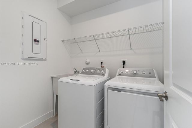 4480 SW 122nd Ter 0, Davie, FL 33330