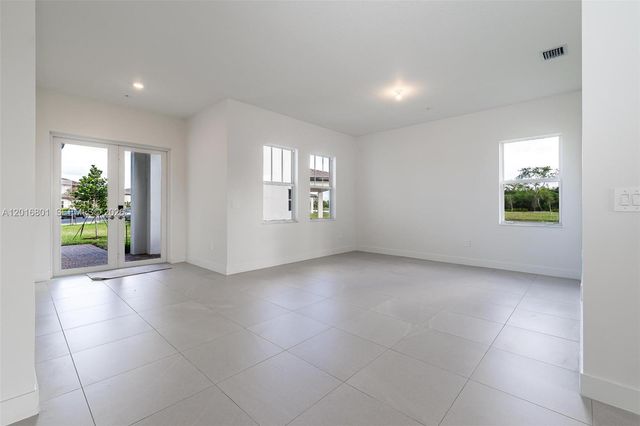 4480 SW 122nd Ter 0, Davie, FL 33330