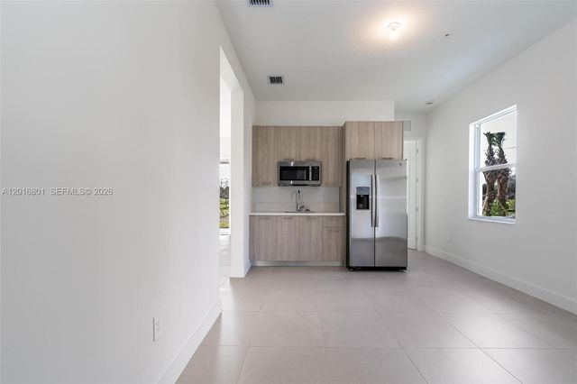 4480 SW 122nd Ter 0, Davie, FL 33330