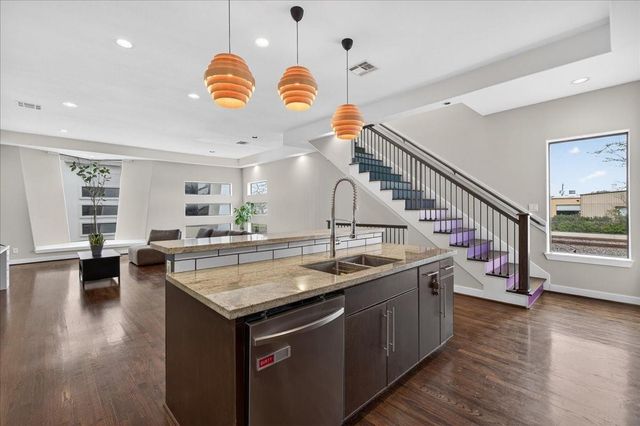 4608 Nett Street C, Houston, TX 77007