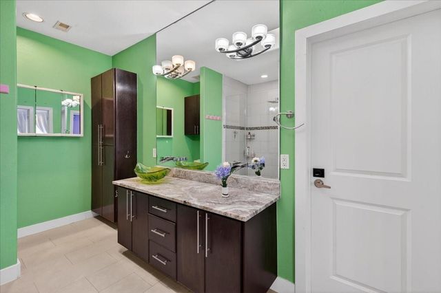 4608 Nett Street C, Houston, TX 77007