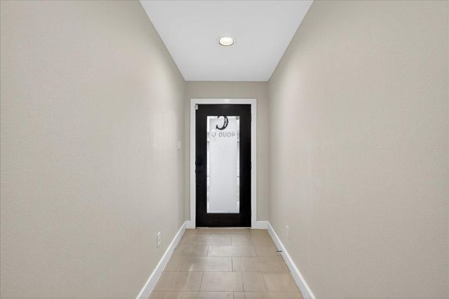 4608 Nett Street C, Houston, TX 77007