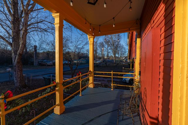 203 Barnhardt Circle, Fort Oglethorpe, GA 30742