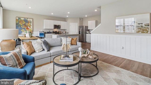311 MONTEREY DR, Egg Harbor Township, NJ 08234