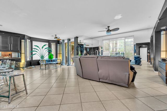 2913 E NOLAN Place, Chandler, AZ 85249