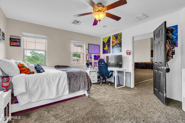 2913 E NOLAN Place, Chandler, AZ 85249