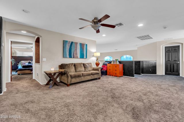 2913 E NOLAN Place, Chandler, AZ 85249