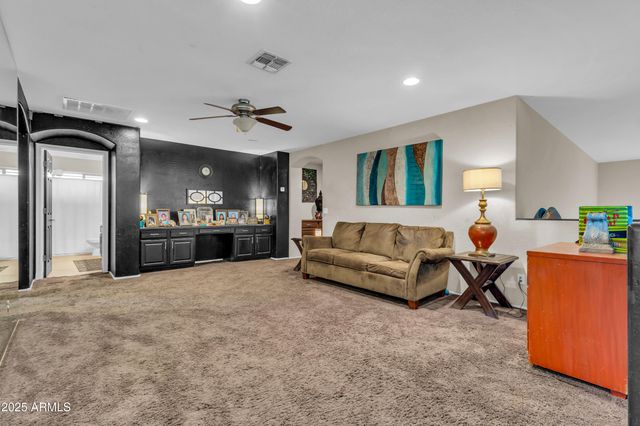 2913 E NOLAN Place, Chandler, AZ 85249