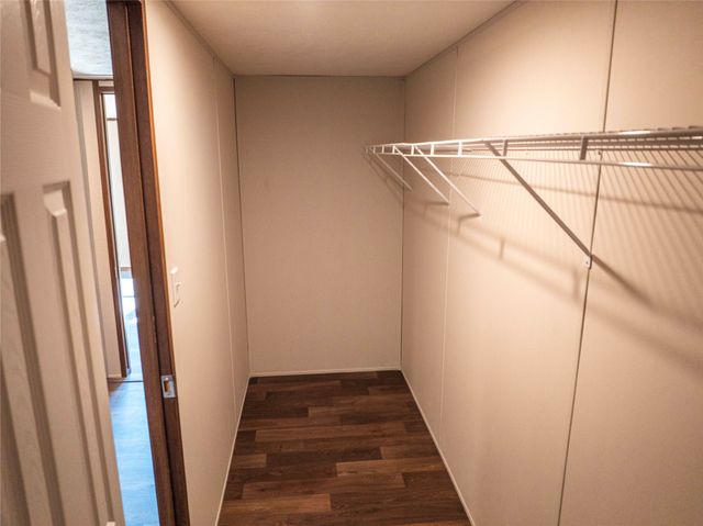 7005 Walden Drive, Joshua, TX 76058