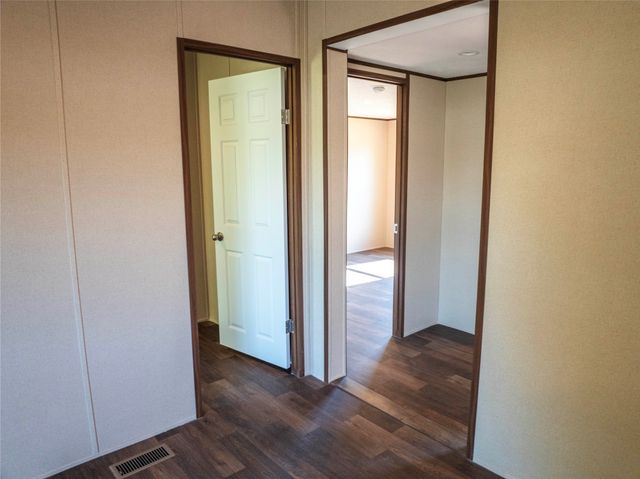 7005 Walden Drive, Joshua, TX 76058