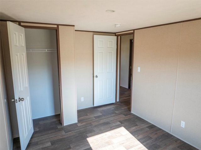 7005 Walden Drive, Joshua, TX 76058