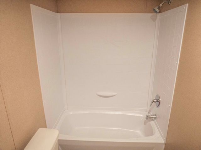 7005 Walden Drive, Joshua, TX 76058
