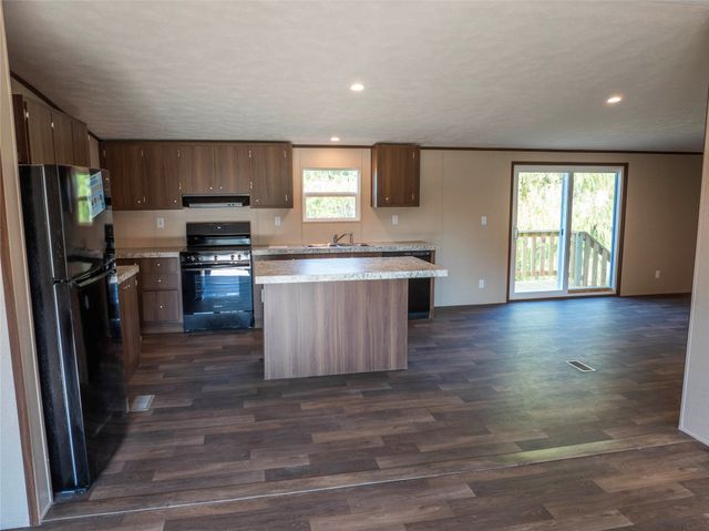 7005 Walden Drive, Joshua, TX 76058