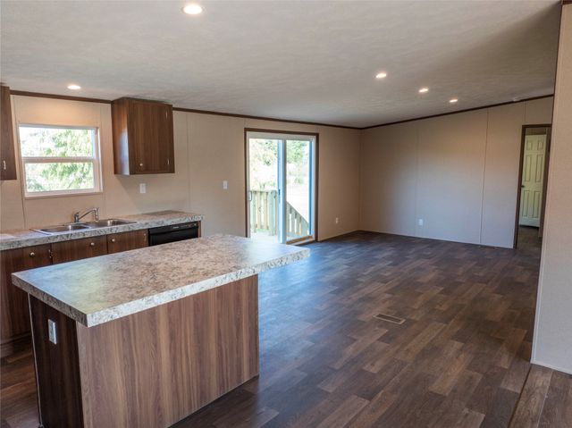 7005 Walden Drive, Joshua, TX 76058