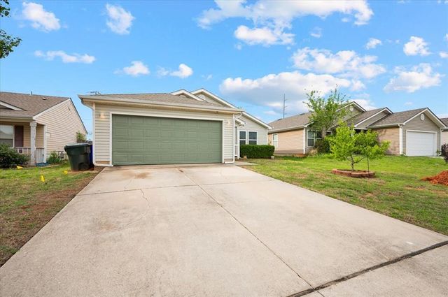 512 English Elm Lane, Norman, OK 73069