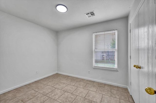 512 English Elm Lane, Norman, OK 73069