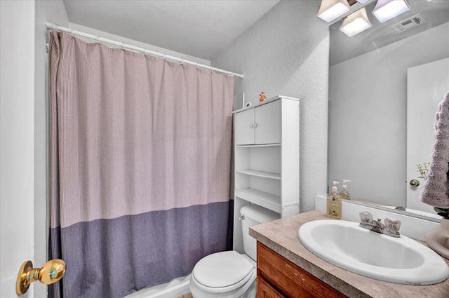 512 English Elm Lane, Norman, OK 73069