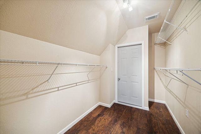 144 Waterstone Drive, Montgomery, TX 77356