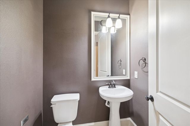 144 Waterstone Drive, Montgomery, TX 77356