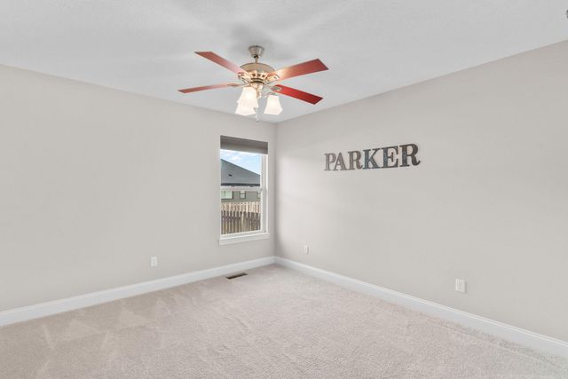 935 E Thorndale Drive, Nixa, MO 65714