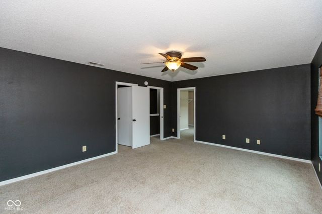 9698 W Lantern Lane, Pendleton, IN 46064