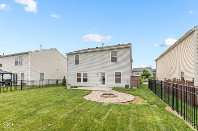 9698 W Lantern Lane, Pendleton, IN 46064