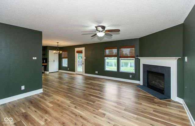 9698 W Lantern Lane, Pendleton, IN 46064