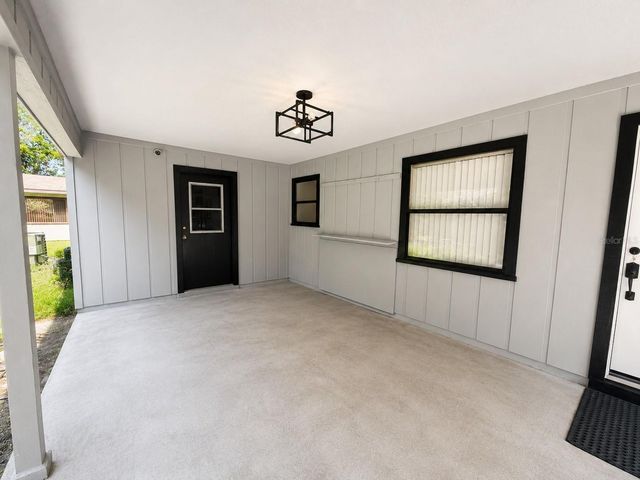 8498 NW 42ND CIRCLE, Gainesville, FL 32653