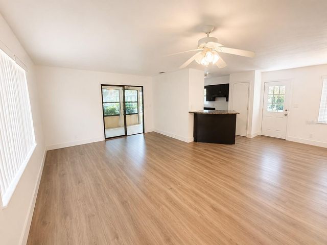 8498 NW 42ND CIRCLE, Gainesville, FL 32653