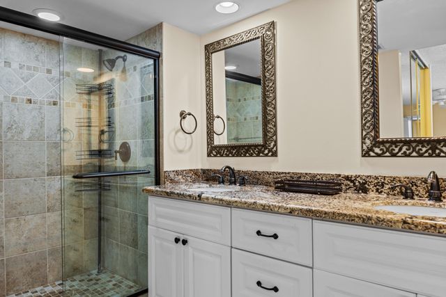 110 1st Terrace, Palm Beach Gardens, FL 33418