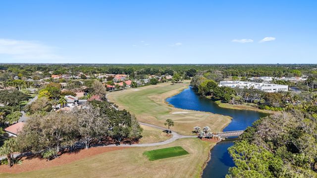 110 1st Terrace, Palm Beach Gardens, FL 33418