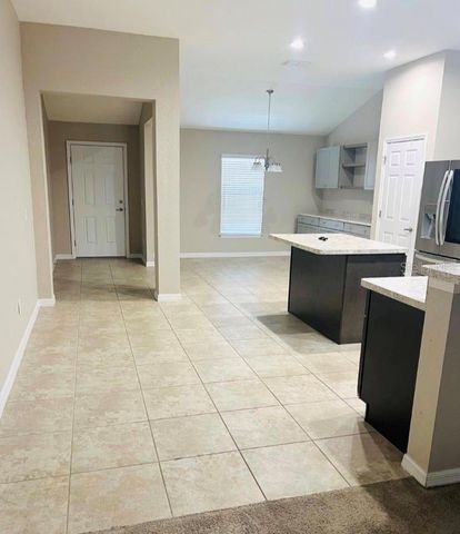 4002 SW 158TH STREET ROAD, Ocala, FL 34473