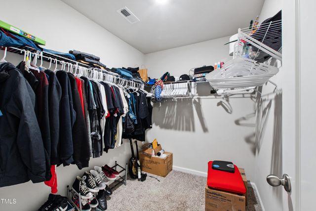 33 White Ash Drive, Clayton, NC 27527