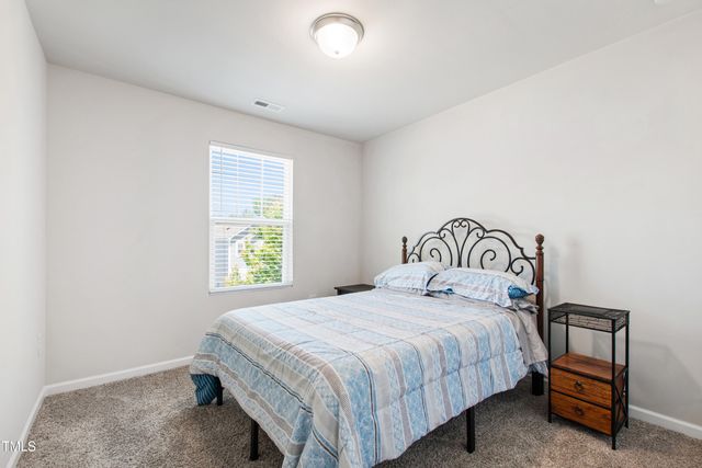 33 White Ash Drive, Clayton, NC 27527