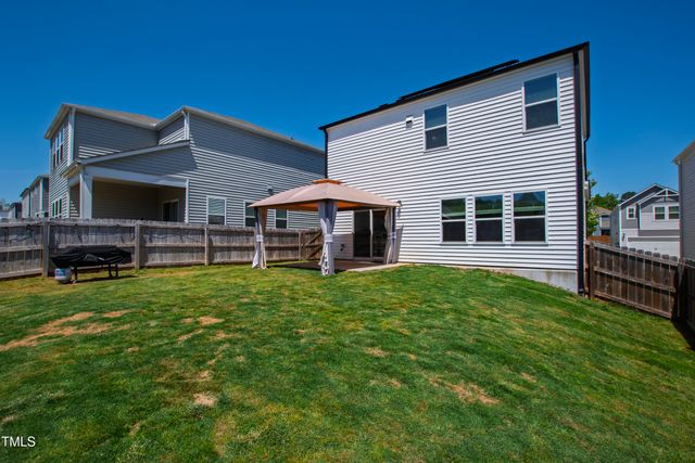 33 White Ash Drive, Clayton, NC 27527