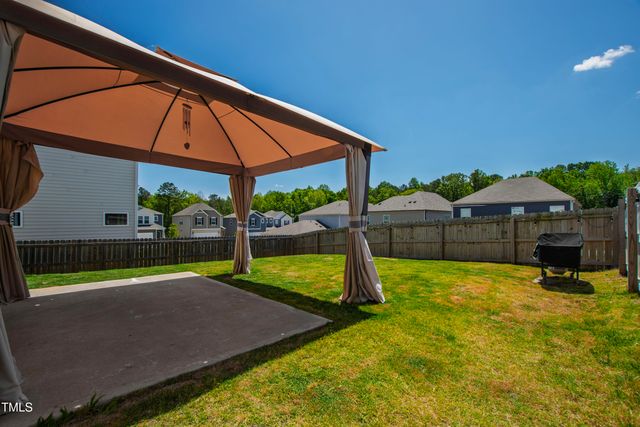 33 White Ash Drive, Clayton, NC 27527