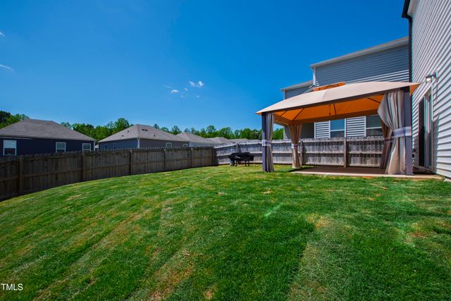 33 White Ash Drive, Clayton, NC 27527