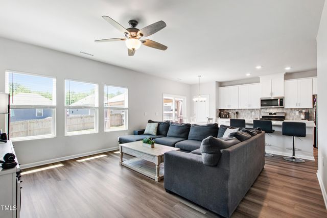 33 White Ash Drive, Clayton, NC 27527