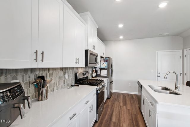 33 White Ash Drive, Clayton, NC 27527